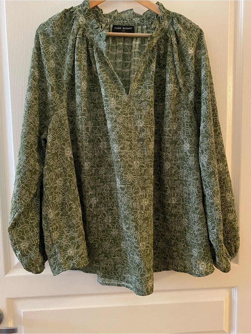 LANE BRYANT Floral Peasant Blouse in Green & White - 22/24